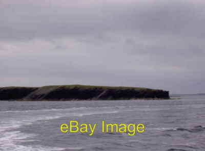 Foto 6x4 Klippen, North End Holm von Faray Rapness Diese Klippen sind gefunden c2007