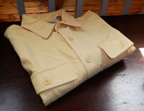 LL BEAN MEN'S Large CHAMOIS SHIRT MAIZE OMT03 ~Heavy Brushed Cotton Pockets