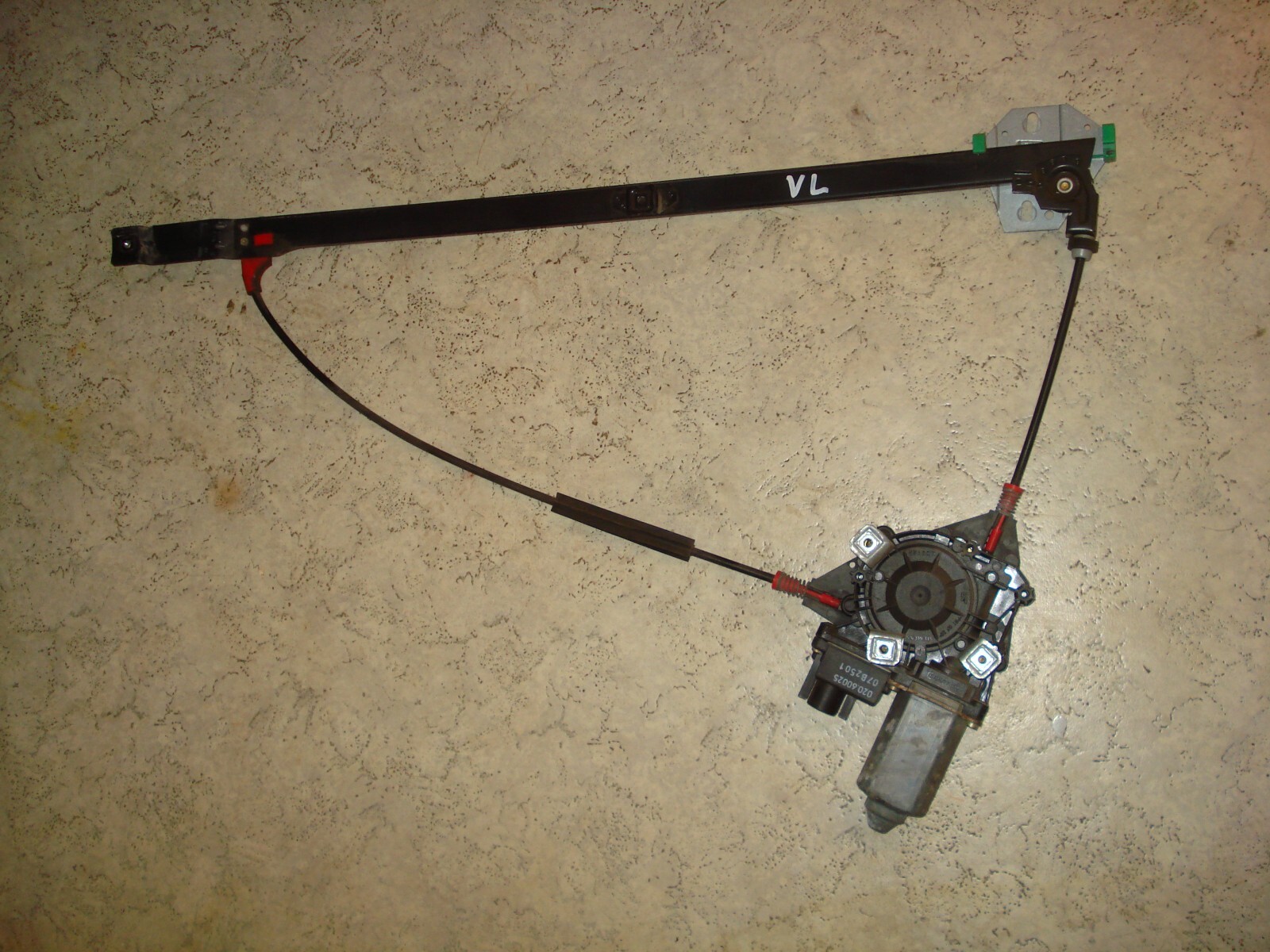 Picture 1 of 3