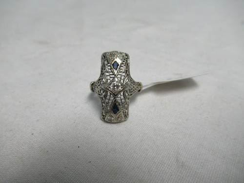 Vintage 18K White Gold Art Deco Filigree Diamond Sapphire Ring 2.6g Size 3