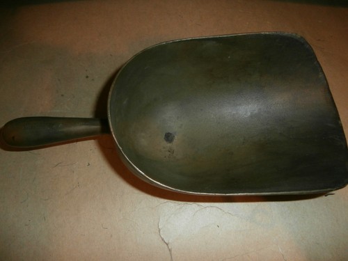 Vintage AMPCO S44 USA Non-Sparking Flour / Grain Feed Metal Scoop - Picture 2 of 6