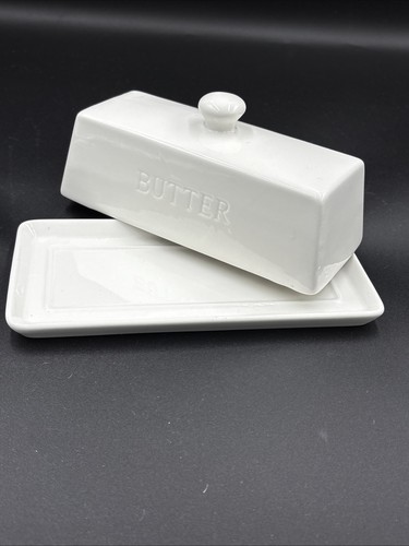 Covered Butter Dish With Lid White Ceramic Farmhouse Minimalist Country 7.5” - Picture 3 of 5