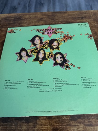 The Kinks Everybody's in Show-Biz Double LP RCA Corporation 1972 - Picture 3 of 5