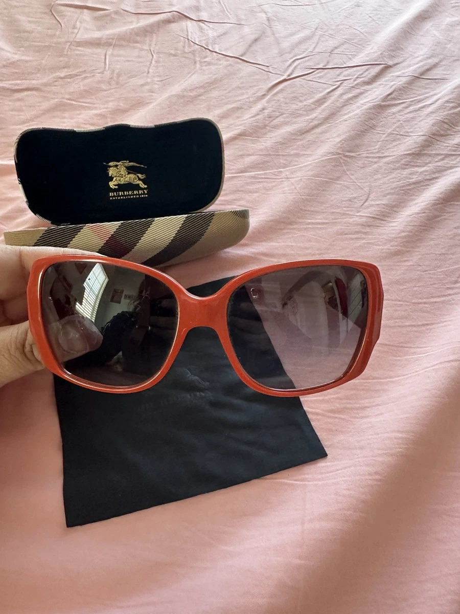 Burberry Sunglasses Burgundy Square Shape Classic Plaid Accents B 4075 3178/11 Burberry Sunglasses Burgundy Square Shape with Classic Plaid  main image 2