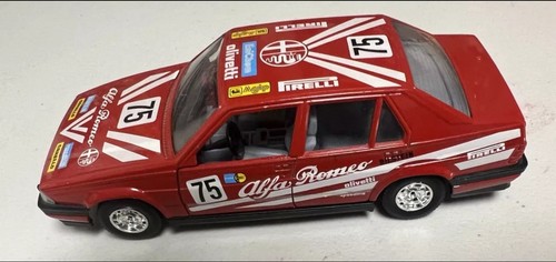 🔥RARE Burago 1/24 Scale cod.0119 Alfa Romeo 75 Milano GR.A 1:24 Quadrifoglio - Picture 7 of 7