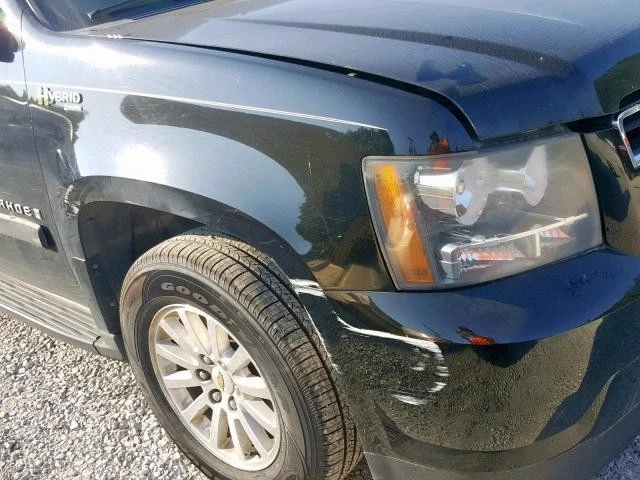 Used Right Tail Light Assembly fits: 2009 Chevrolet Tahoe w/hybrid option opt M9 - Image 2 of 4