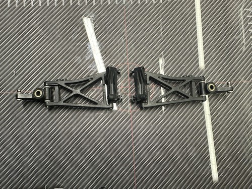 Vintage RC Associated B3 Hinterarme Pins Naben Ballstuds
