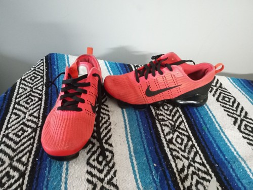 Nike Air Vapormax Flyknit Crimson Flash BQ5238-601 Girls Boys Unisex Size 7y - Picture 4 of 11