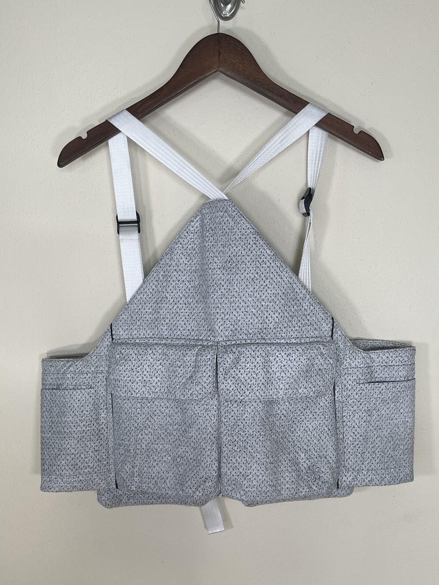 Nike Sportswear Tech Pack Gray Utility Vest Men's Size S/M DX9403