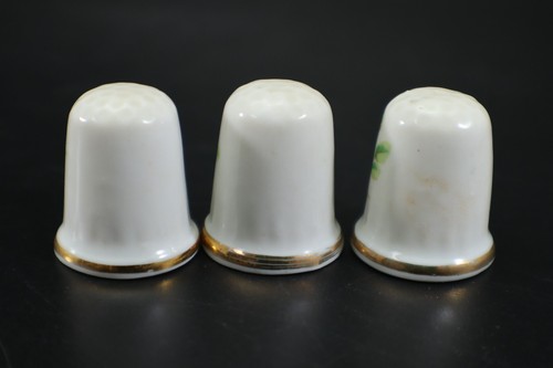 Bone China THIMBLES Set of 3 White with Flowers Sewing Collectibles Vintage - Picture 3 of 8