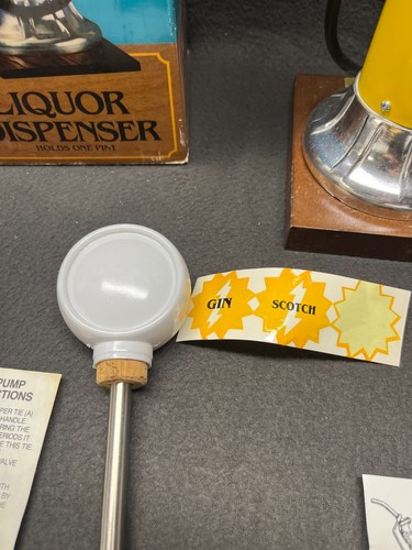 Gas Pump Liquor Dispenser 21" Inches Tall An American Classic Gas & Oil 1920 - Picture 14 of 20