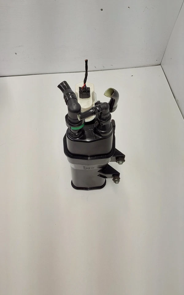 BMW 328i 2011 bote de almacenamiento evap emisiones de combustible OEM 7165340-02 Foto 3 de 4