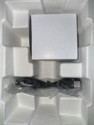 AG Neovo V-10 7” Digital Photo Frame Black / White - Picture 6 of 8
