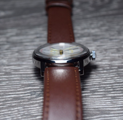 Orologio Sovietico Pobeda URSS Orologio da Polso Uomo Meccanico Vintage revisionato - Foto 11 di 13