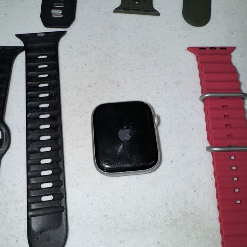 Apple Watch Series 5 44mm, Aluminum & Ceramic Case, 10N - X, Glass, GPS, WR-50MM - Picture 8 of 9