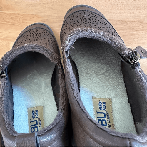 JBU by Jambu Amber Dark Brown memory foam faux fur lined slip ons - Women’s 6 - 第 3/8 張圖片
