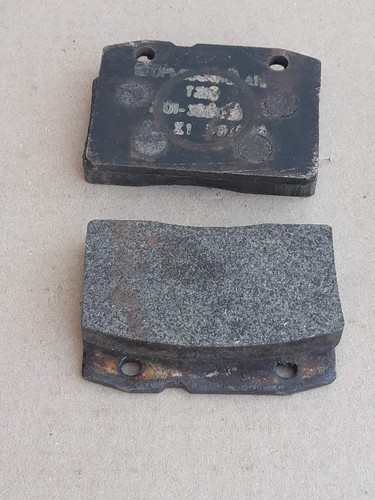 Pastillas de freno delanteras para LADA VAZ-2101-2107 hechas en 1990 - Imagen 2 de 2