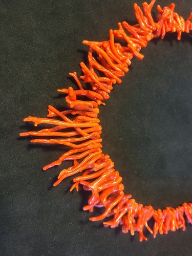 Vintage estate find Natural Beautiful Red stick Branch Coral Necklace 19" Length - Picture 2 of 13