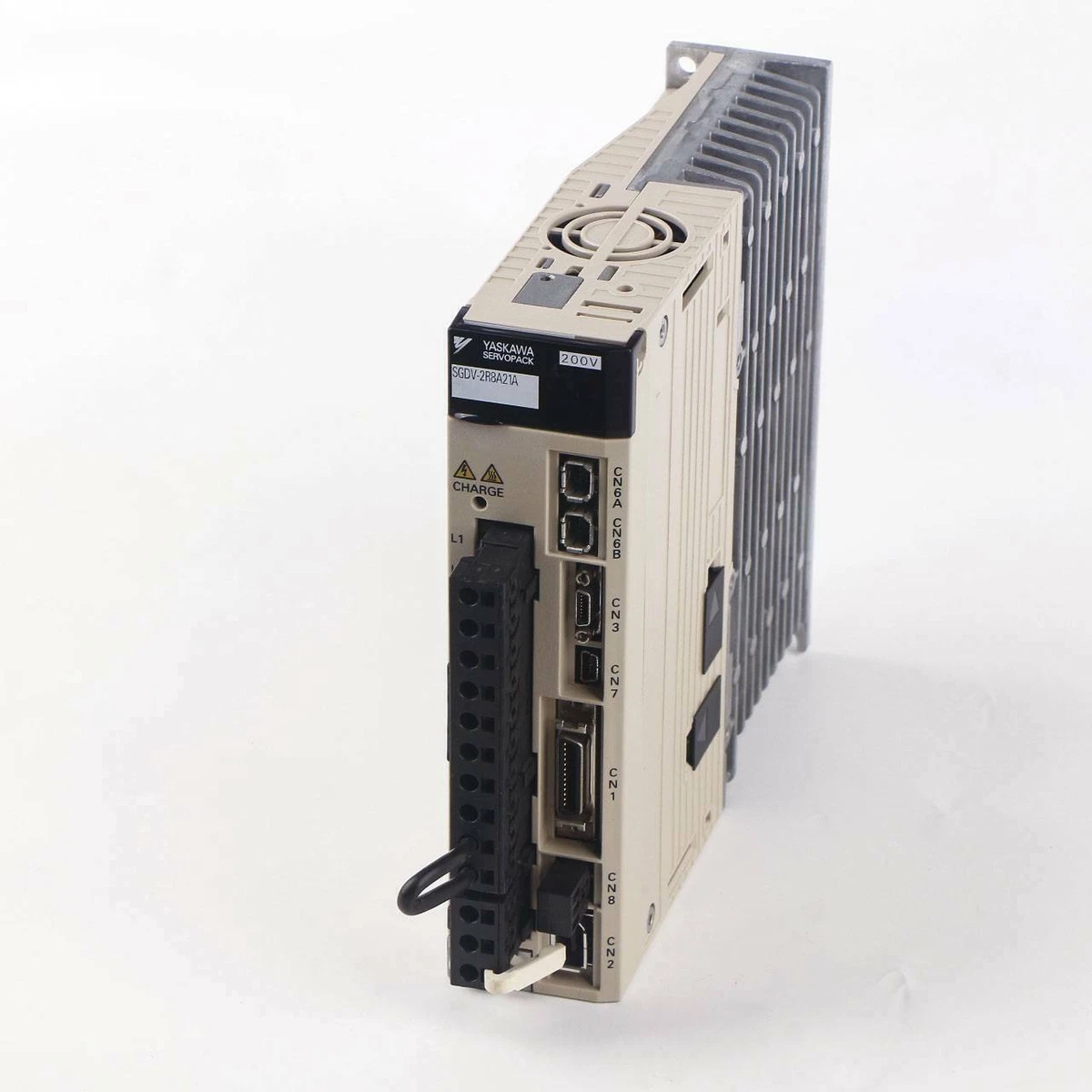 Yaskawa SGDV-2R8A21A Servo Driver SGDV2R8A21A New In Box Yaskawa SGDV-2R8A21A Servo Driver SGDV2R8A21A New In Box