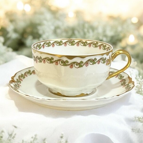 2 Haviland Limoges Teacups and Saucers Clover Leaf Pedestal Made in France - Picture 2 of 20