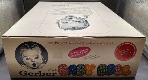 1979 Gerber Baby in Pink Outfit with Accessories in Original Box - 17" - Picture 8 of 9