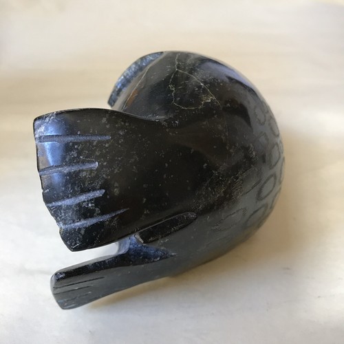 inuit soapstone carving - Picture 3 of 5