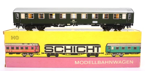 Schicht DDR H0 426/67 Reisezugwagen 1.Kl der DR - Unbespielt - ZY5311
