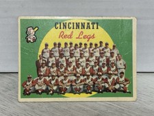 1959 Topps #111 Cincinnati Red Legs Team Card (marked!)