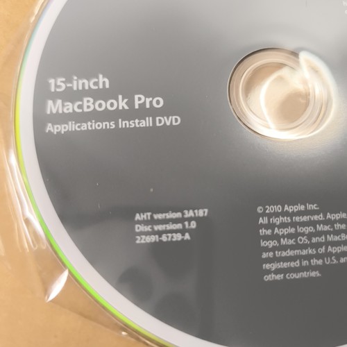 MacBook Pro 15-inch OS X Install DVD 10.6.4 & Application DVD & Apple Stickers - Picture 5 of 7
