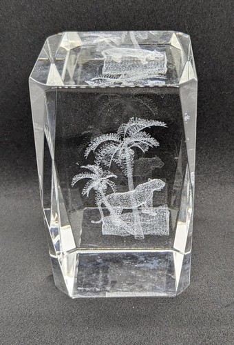 Tigre y árboles grabados con láser de más de 3" de alto cristal escultura/pisapapeles 3D - Imagen 4 de 6