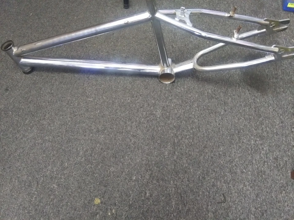 Apenas quadro Powerlite. cromado. - Imagem 2 de 4