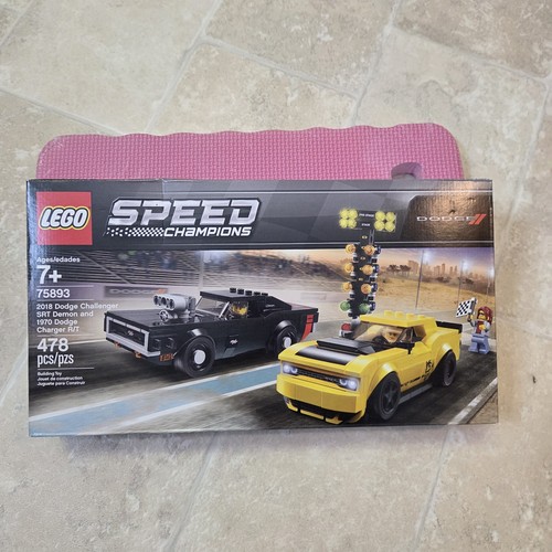 Dodge Challenger SRT Demon 2018 y Dodge Charger R/T 1970 juego retirado - Imagen 1 de 3