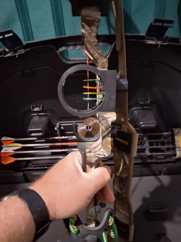 Mission Craze Compound Bow By Mathew’s LH Set-Up WP677 - Image 4 of 4