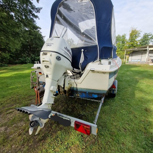 Motorkajütboot Aqualine 515 mit Zubehör und TRAILER - Bild 6 von 11