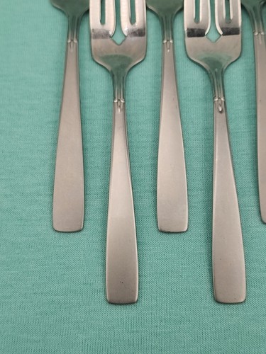 Oneida SATIN ACCENT Set of 6 Salad Forks 6 1/8" Stainless USA Flatware - Picture 5 of 10