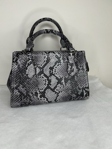 Neu Michael Kors Marilyn kleine Umhängetasche Leder steinbruchgrau 298 $