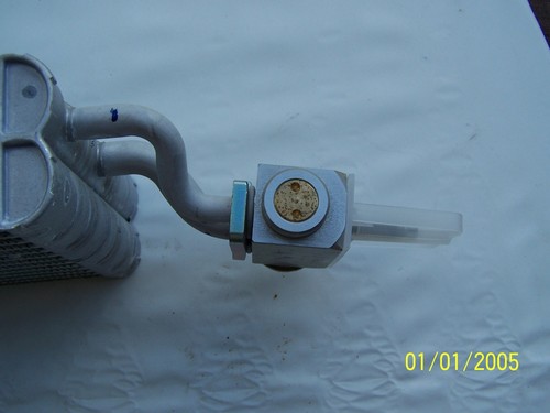 GM GENUINE AUXILLARY EVAPORATOR part # 84802280 - Picture 7 of 11