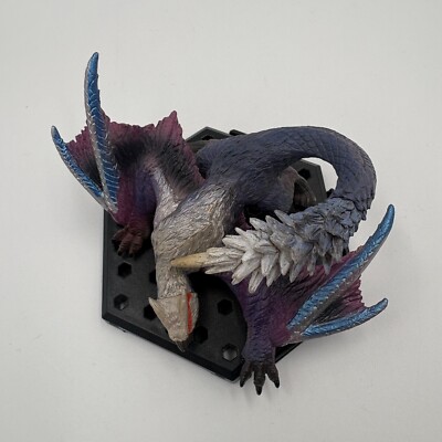 NARGACUGA フィギュア MONSTER HUNTER Monster Hunter: Nargacuga - Bandai Tamashii Nations S.H.