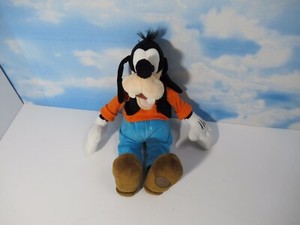 goofy plush disney store