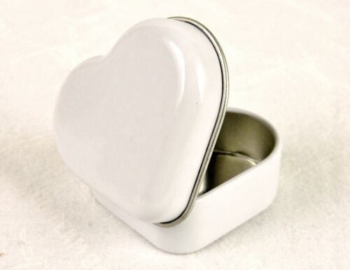 Latta tascabile 2", forma cuore bianco, coperchio incernierato, gioielli, monete, caramelle/minte, PLT#8 - Foto 2 di 7