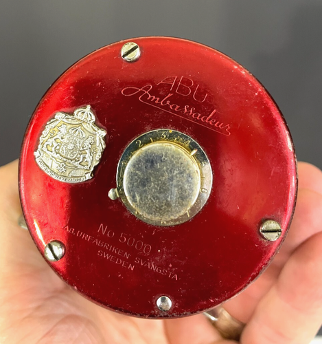 Vintage ABU Ambassadeur Fishing Reel ~ Red No. 5000 ~ Baitcasting ~ Sweden