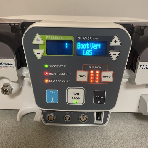 DePuy Mitek FMS Vue II sistema di gestione dei fluidi con interruttore a pedale / cavo di interfaccia - Foto 5 di 21