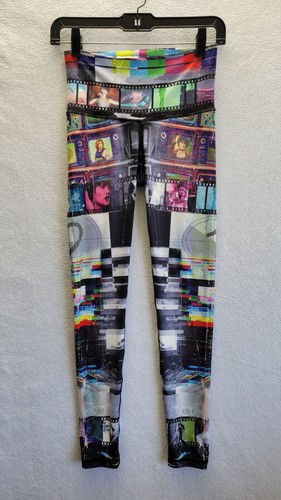Niyama Sol Legging Retired Print J Lo FILMS Yoga Pants Small Actual 📏 24x27 - Picture 1 of 10