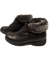 TOE WARMERS Canada Women's BOOT Sz 9 Ankle /Zipper/Shearling Lining EUC