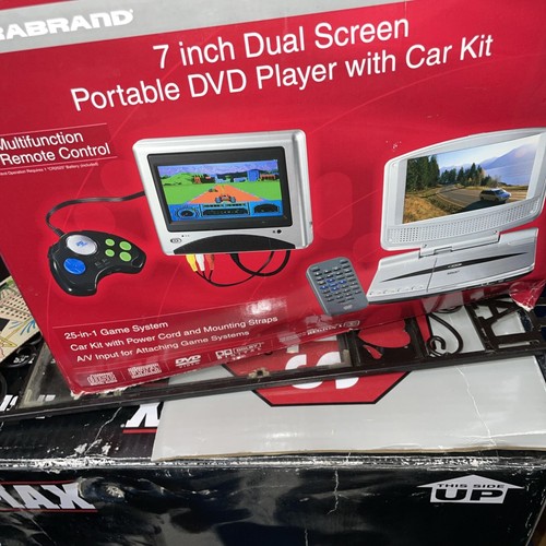durabrand portable Duel dvd player - Picture 4 of 5