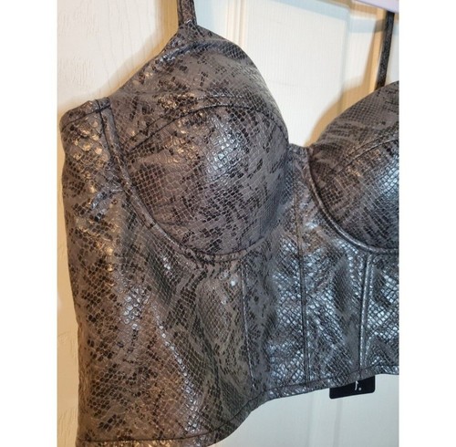 Say What Medium Crop Top Corset Cute Feminine New NWT Straps - Picture 3 of 8