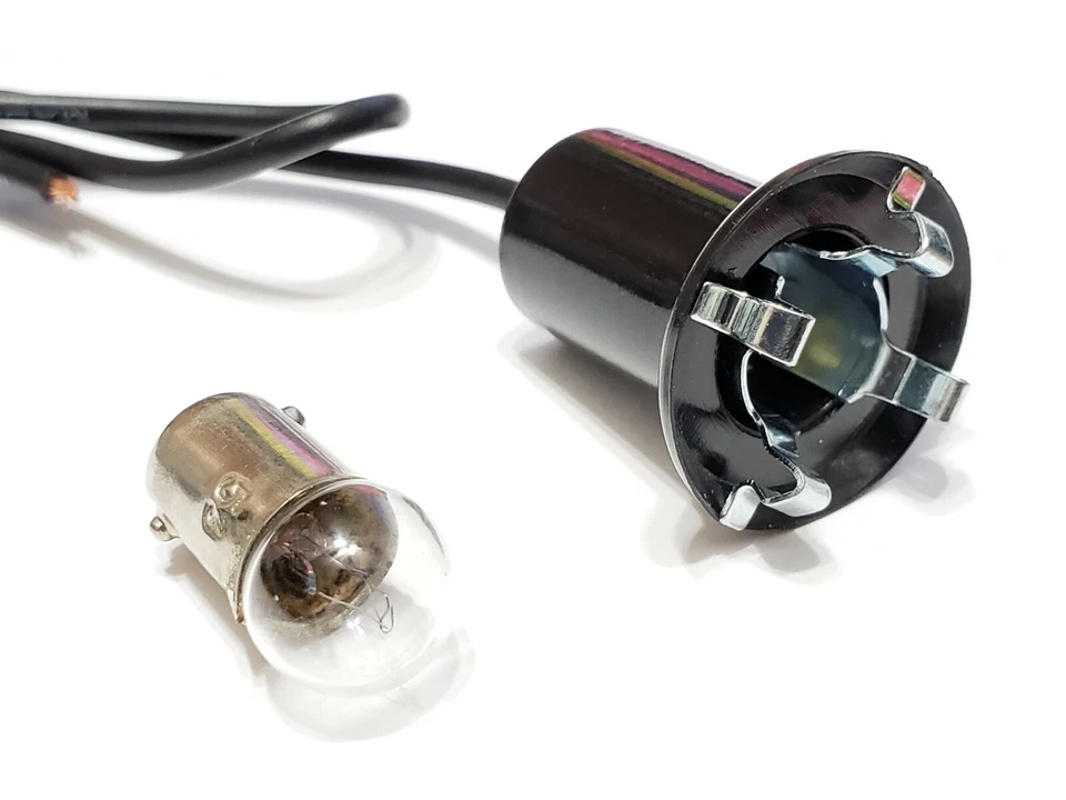 GM Dash Cortesia Marcador Lateral Cauda Estacionamento Lente Lâmpada Lâmpada 5/8 Soquete Arnês C - Imagem 2 de 4