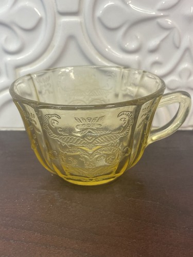 Vintage Yellow Depression Glass Tea Cup With Saucer - Picture 3 of 10