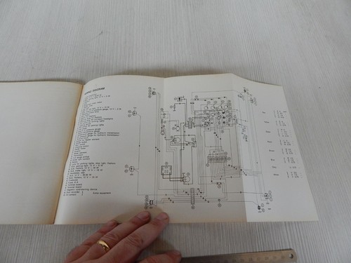  INSTRUCTION BOOK MANUALE USO MANUTENZIONE ORIGINALE VOLVO LM 840 1968 INGLESE - Foto 6 di 10