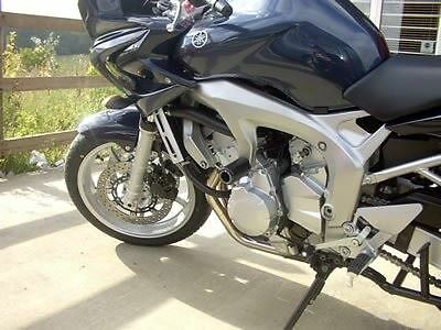 R&G Crash Protectors schwarz - Classic Style Yamaha FZ6 2004 - 2008 - Bild 3 von 4